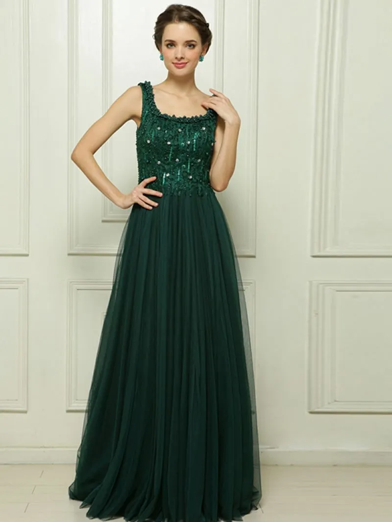---Vestido largo verde bosque con tirantes y busto decorado con muchas piedras brillantes, falda de tul--